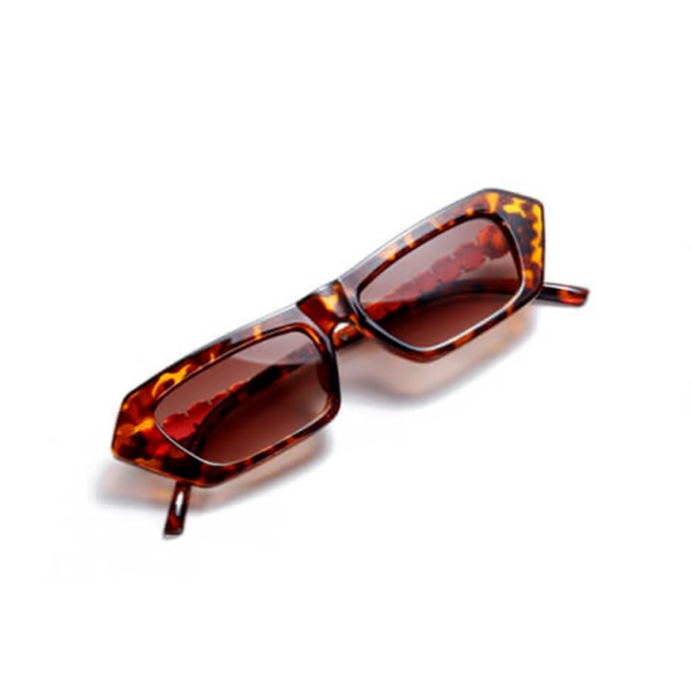 Tortoise Frame Cat Eye Sunglasses - Picture 2 of 4